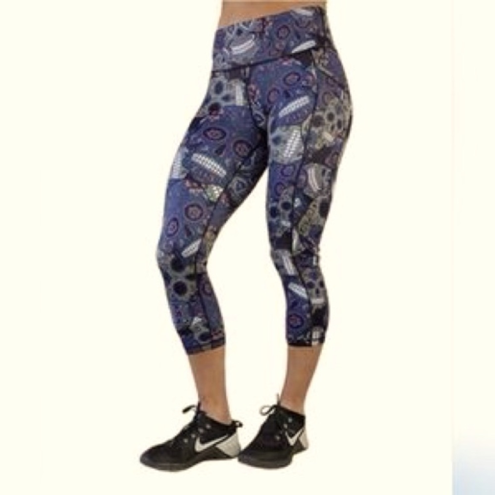 Women’s  CVG Constantly Varied Gear Cropped  Skull Leggings